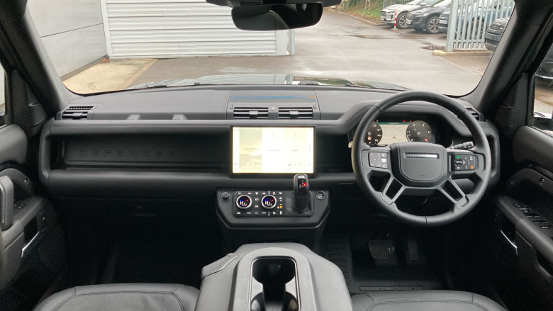 Land Rover Defender 3.0 D350 X-Dynamic HSE 110 5dr Auto [6 Seat] Diesel Estate